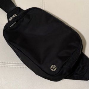 Lululemon Everywhere Belt Bag Large 2L